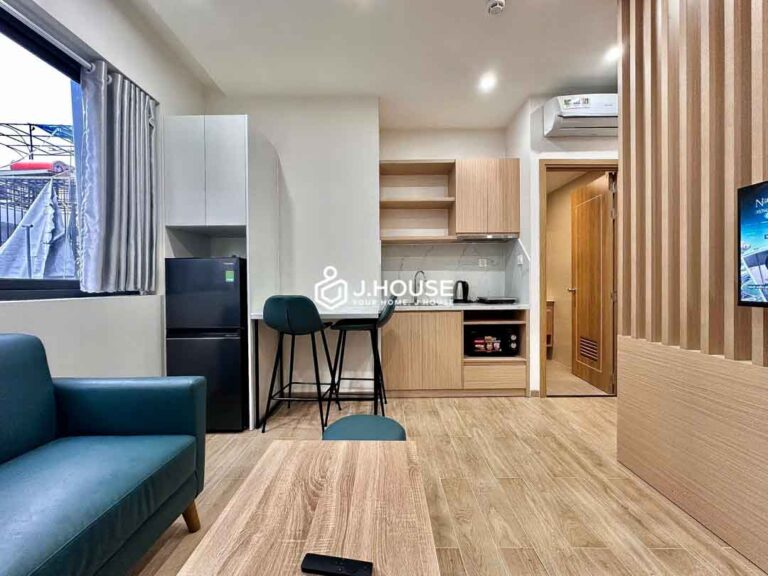 Modern Studio with Private Laundry & Skywell Balcony - ACE Phu Nhuan