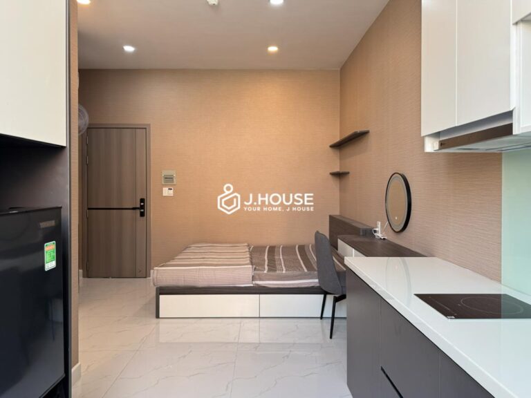 Modern Studio with Private Washer and Window - Nam Bo Apartment-3