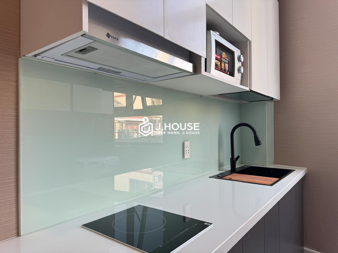 Modern Studio with Private Washer and Window - Nam Bo Apartment-6