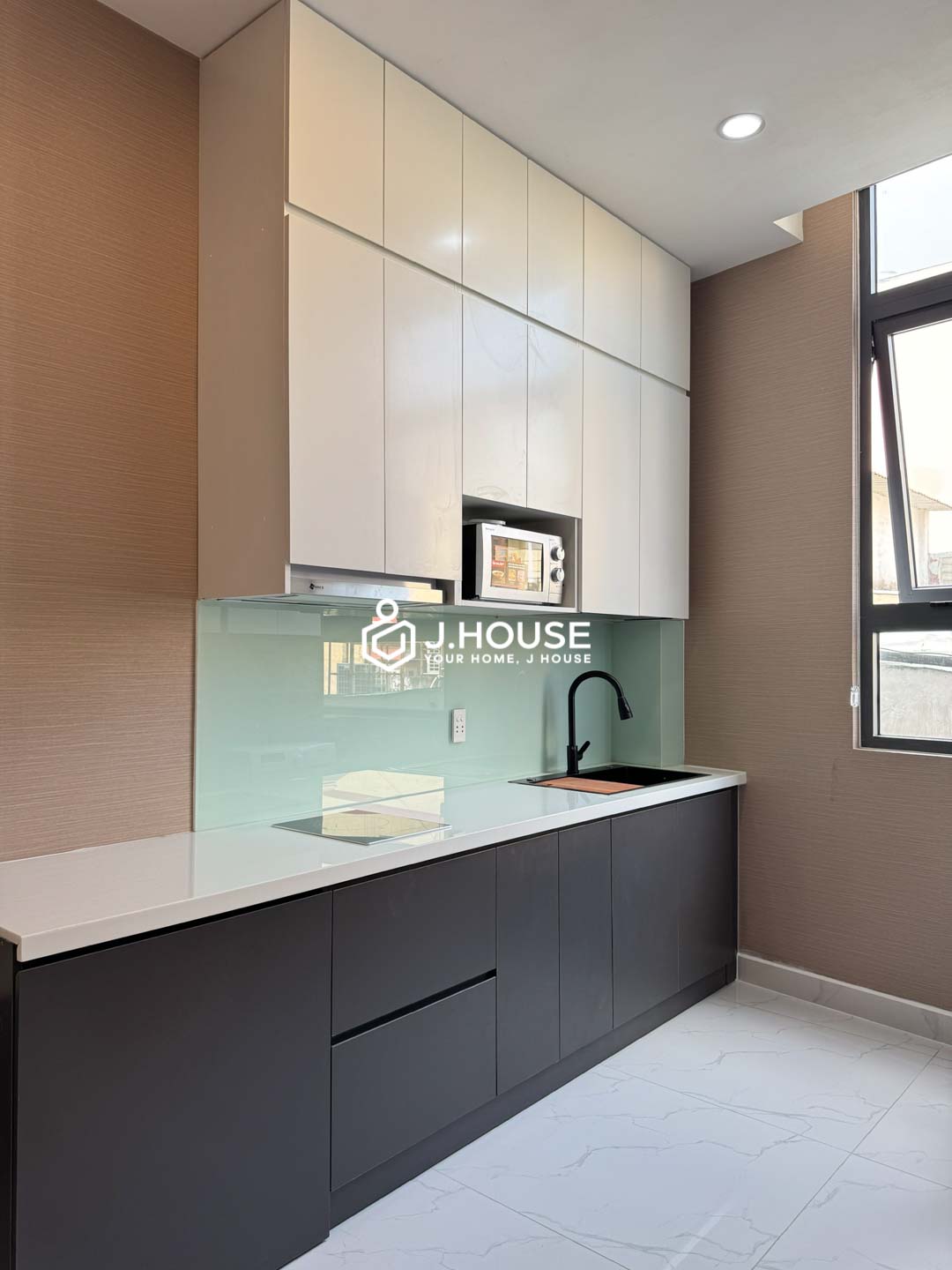 Modern Studio with Private Washer and Window - Nam Bo Apartment-7