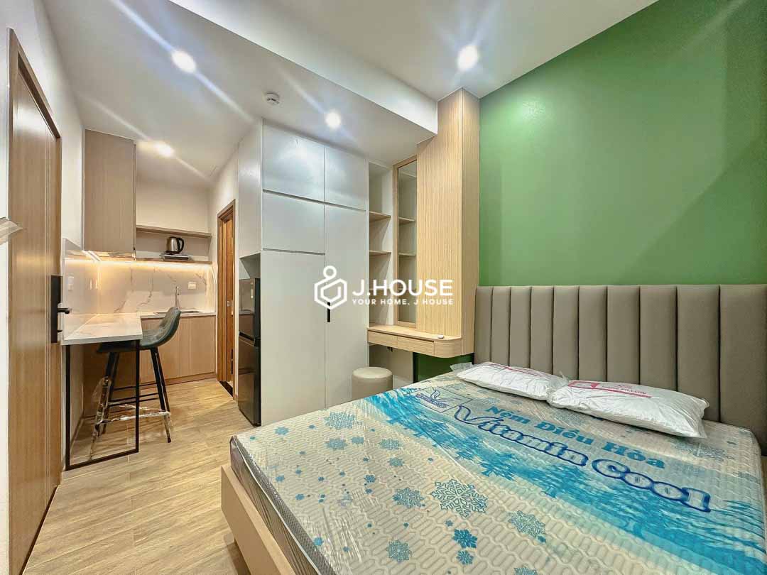 Modern Studio with Private Washing Machine - QK District 1-0