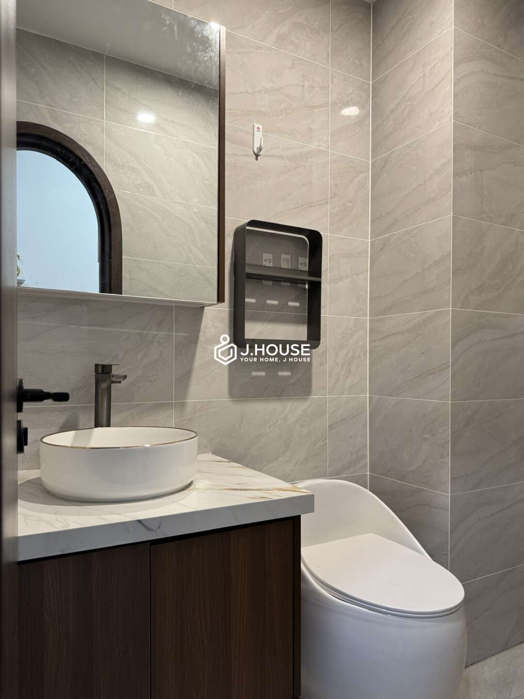 Modern Studio with Ptivate Washer in Phu Nhuan Arch Living-7_result