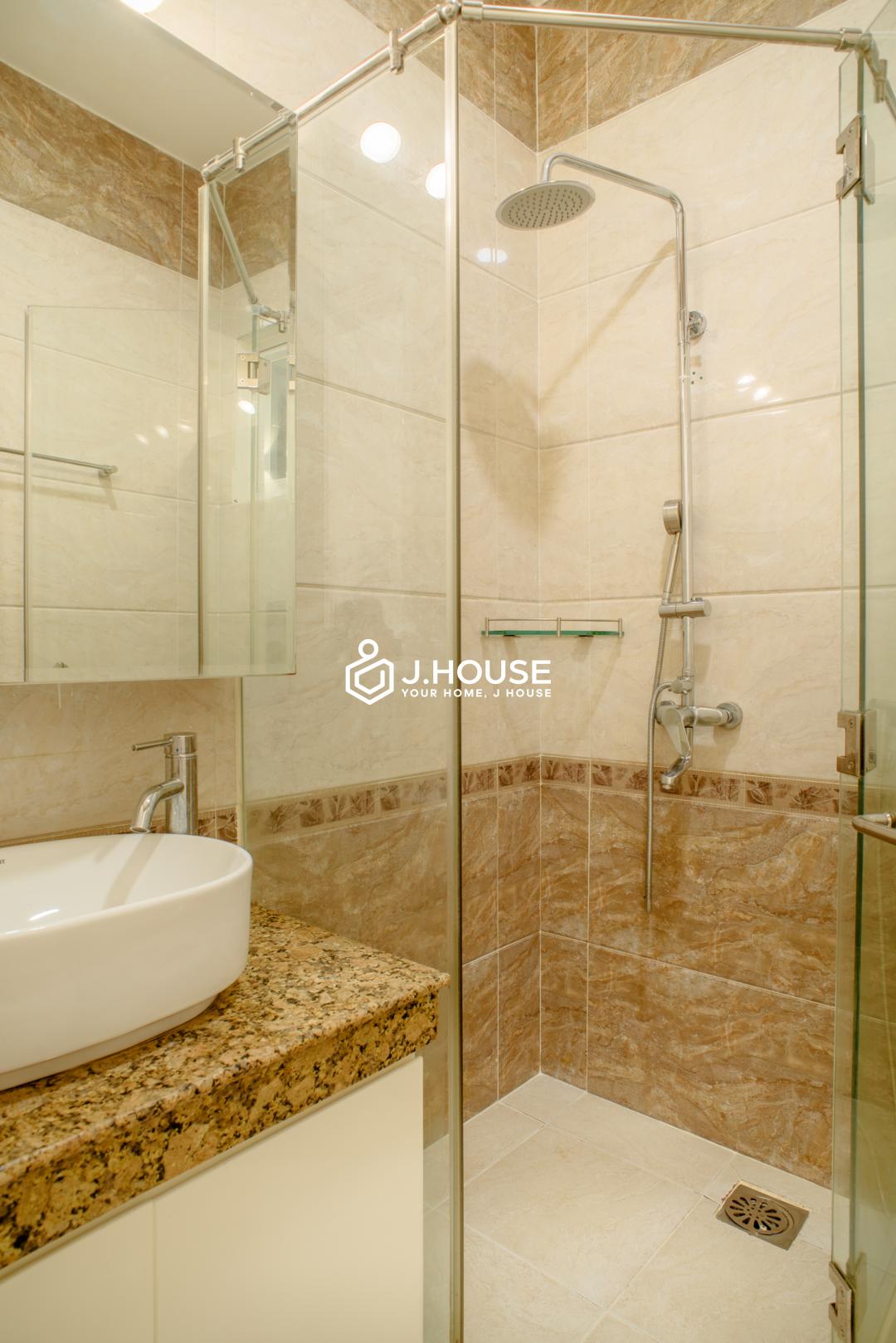 Pet-friendly Serviced Apartment for Rent in District 1 – Spring Garden-11_result