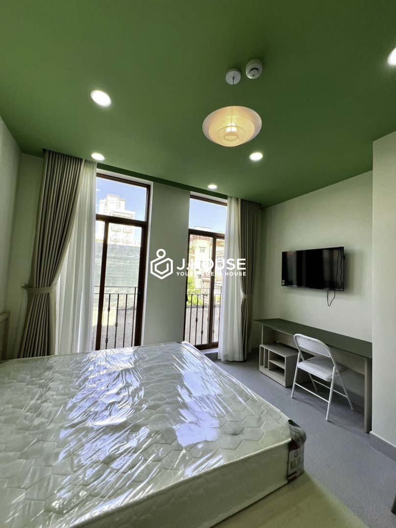 Refreshing Green Studio for Rent in District 5 Homes Sense-3