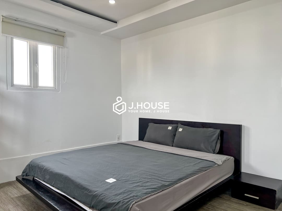 Rent 1br rooftop apartment at Lotus Apartment Thao Dien, HCMC