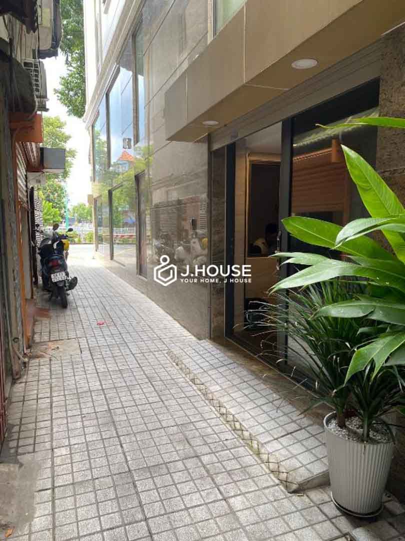 Riverside House Building Apartment for rent-1
