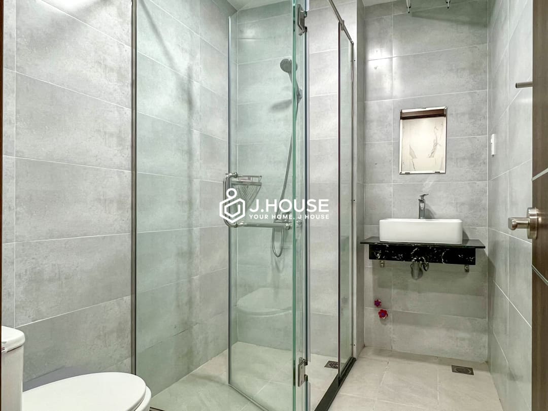 Roofftop 1br apartment at HanLong Apartment, District 1, HCMC-9