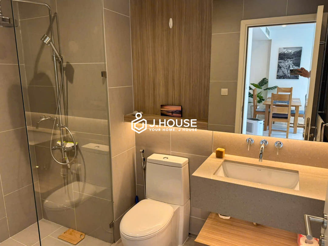 Spacious 1-br apartment for rent at City Garden Binh Thanh, HCMC