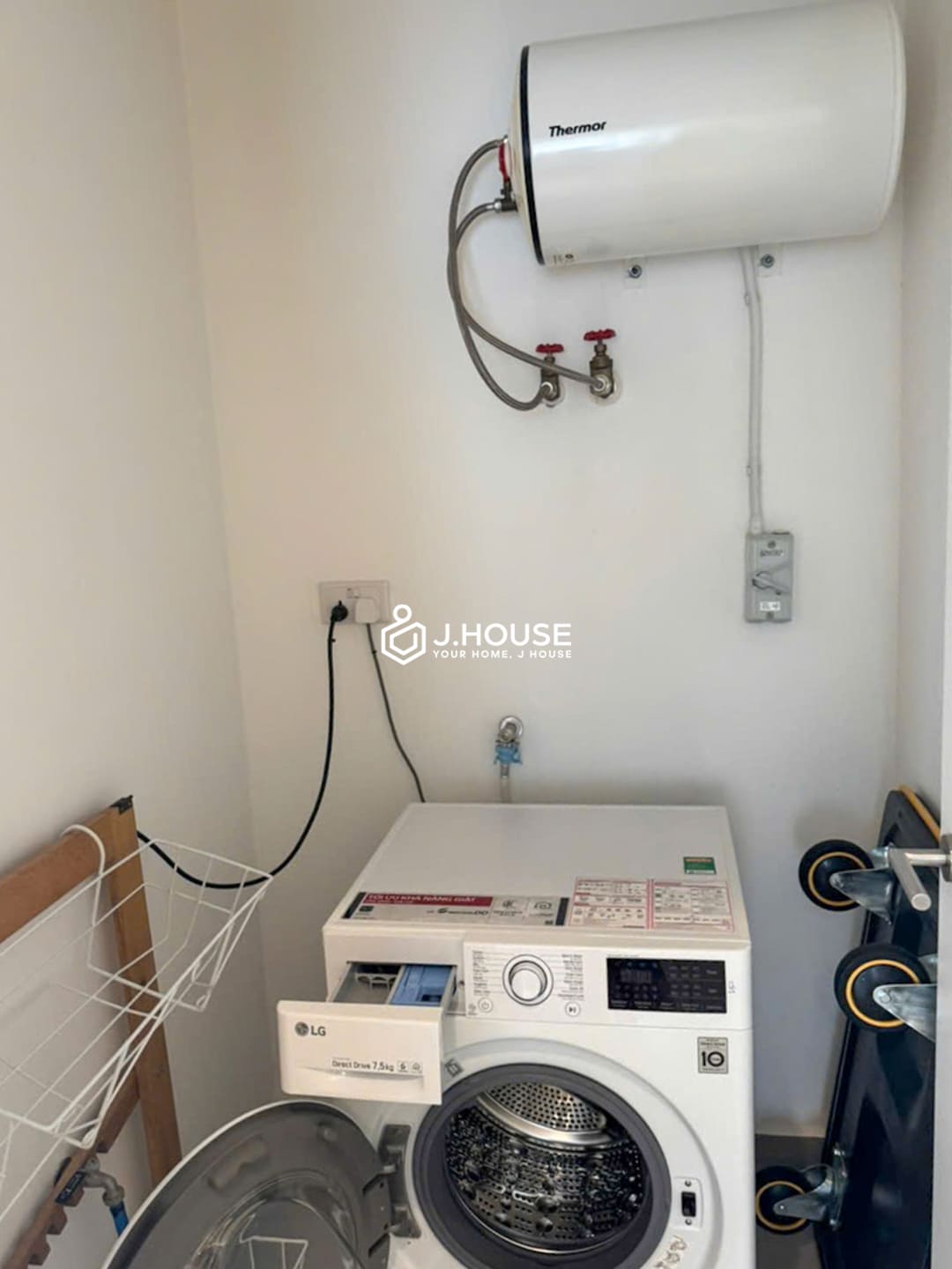 Spacious 1-br apartment for rent at City Garden Binh Thanh, HCMC