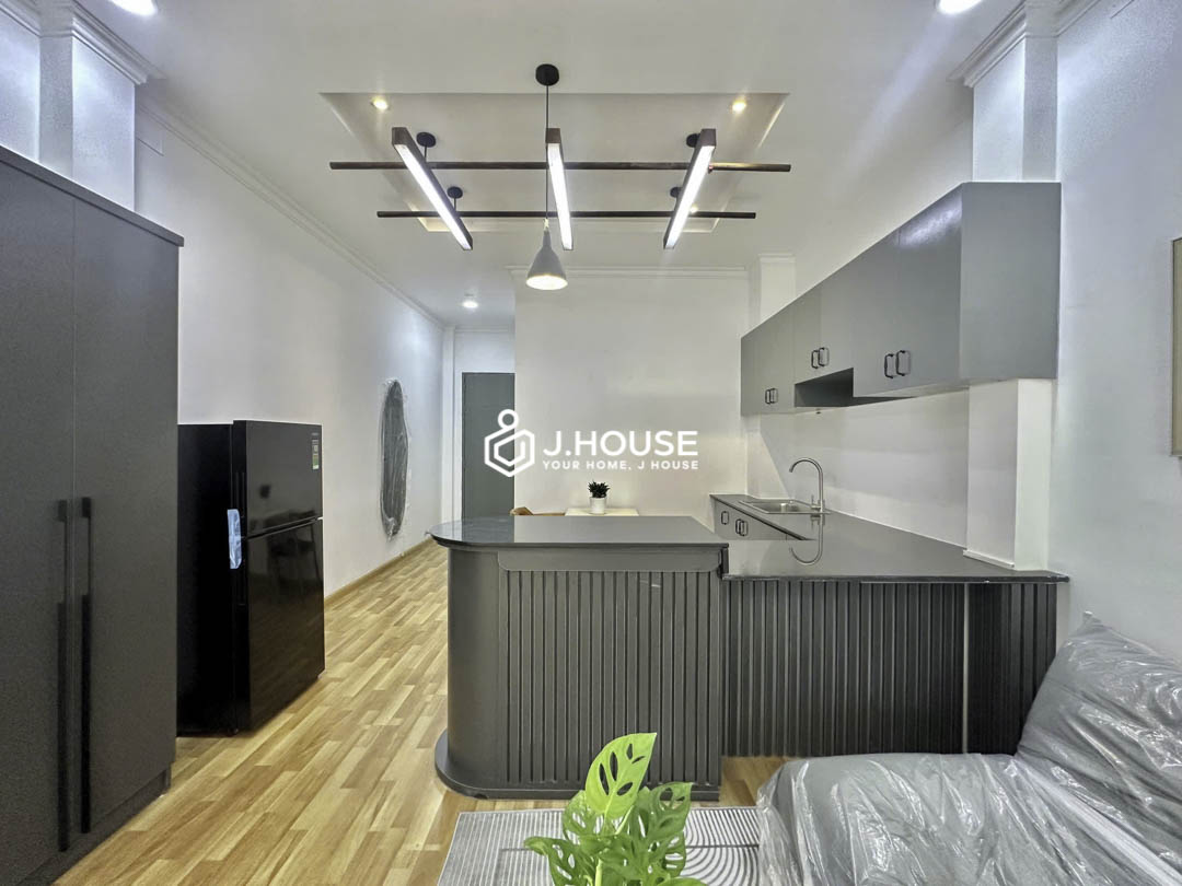 Spacious Studio with Balcony Apartment for Rent in District 3 - ACE-5