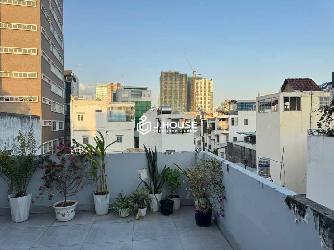 Studio Apartment with Balcony for Rent in District 1 - THD Apartment-6