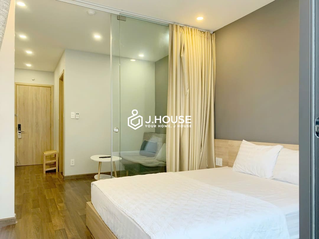 Studio apartment for rent in District 2- Hong Linh Apartment