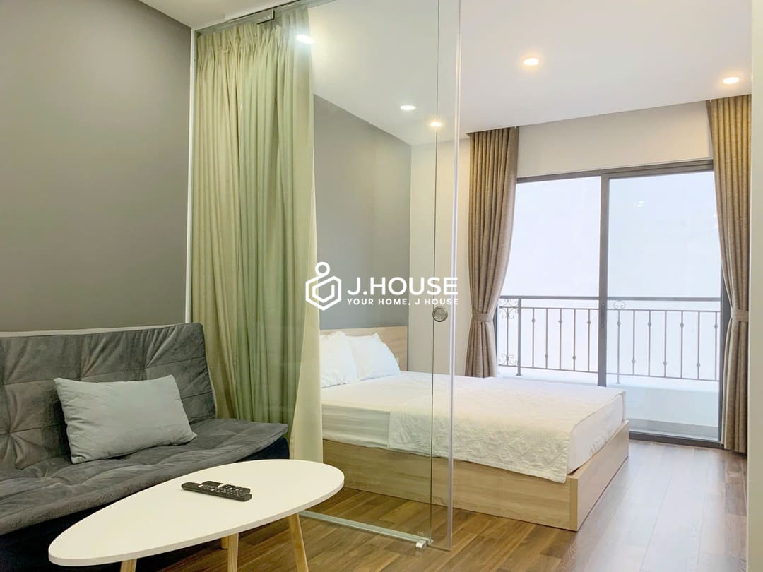 Studio apartment for rent in District 2- Hong Linh Apartment
