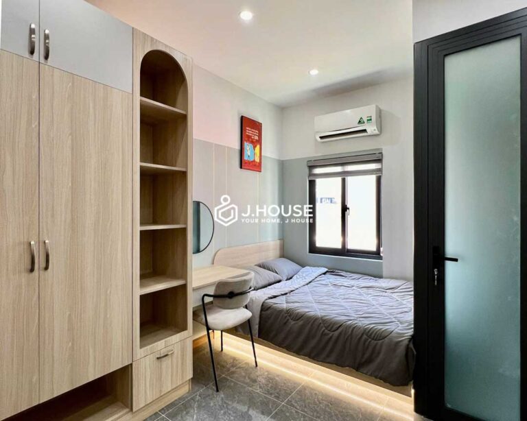 Studio in District 1 with private washer