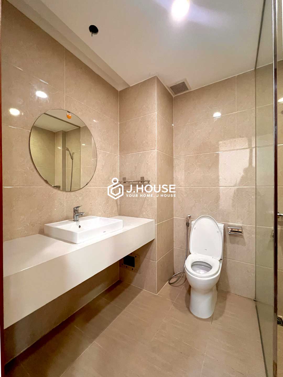 Studio in District 3 for Rent with Large Window near Tan Dinh Market-6