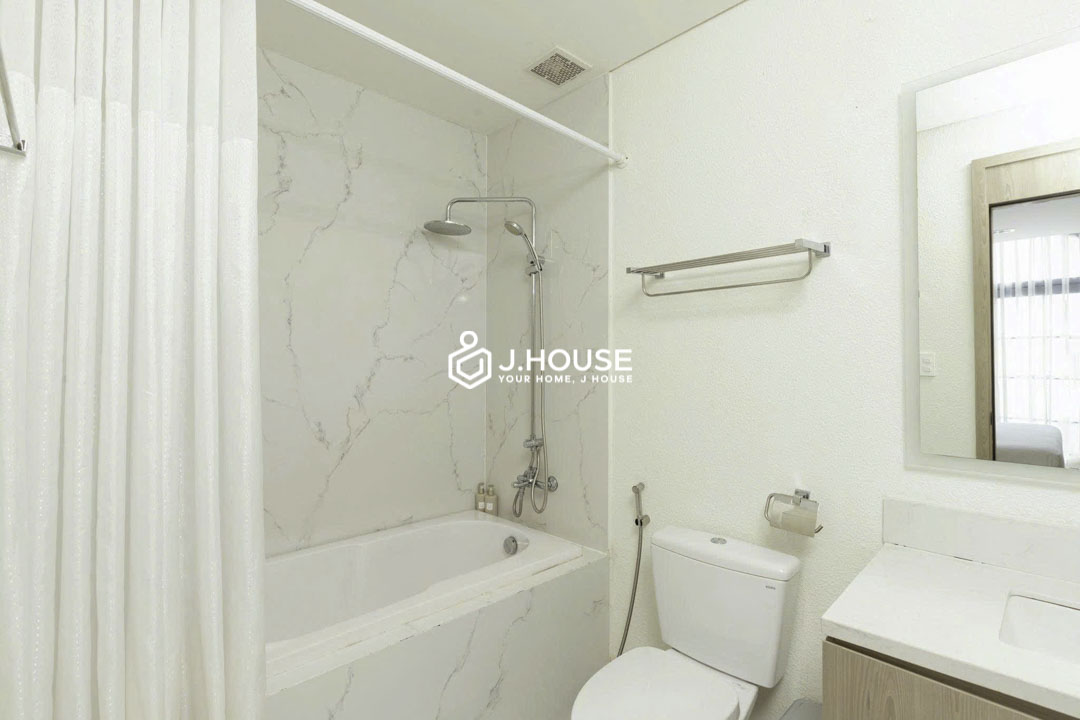Studio with Bathtub for Rent in Phu Nhuan at S Home Apartment by DDH-9