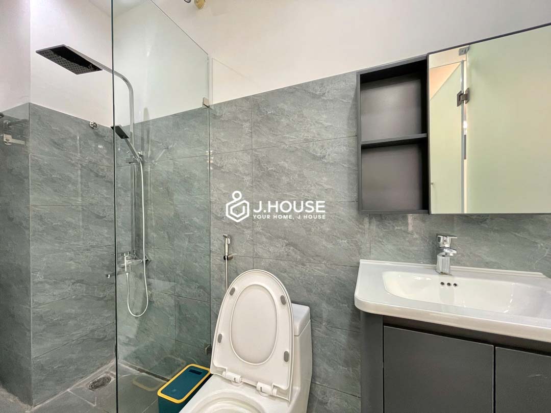 Stunning Canal View Serviced Apartment for Rent in Phu Nhuan - DQ Home-16