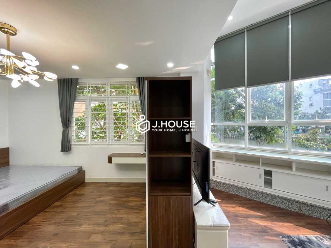 Stunning Canal View Serviced Apartment for Rent in Phu Nhuan - DQ Home-7