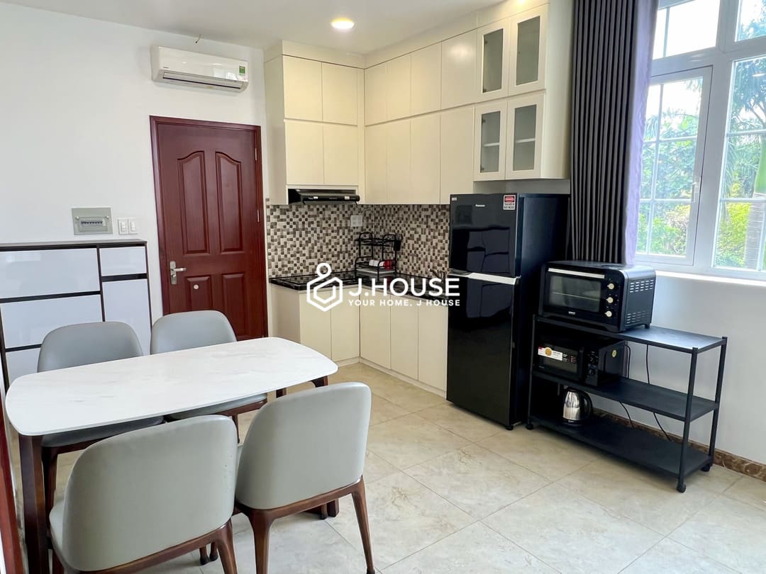 2 bedroom apartment for rent with pool in District 2, HCMC