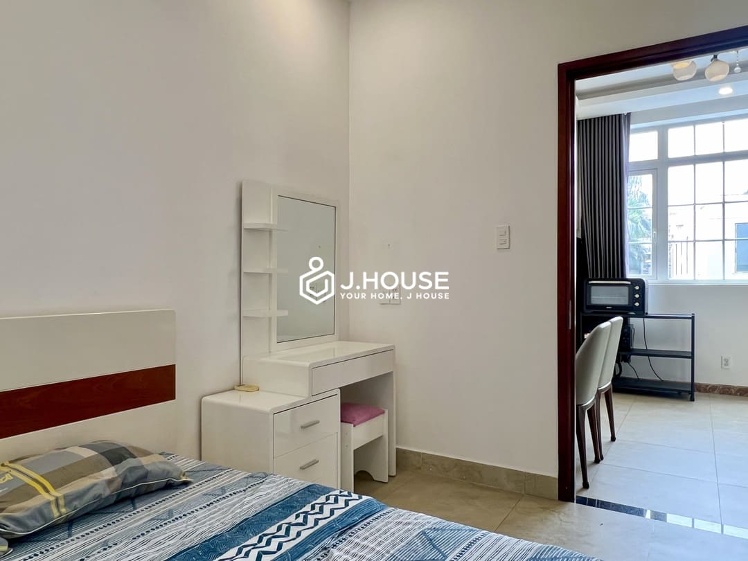 2 bedroom apartment for rent with pool in District 2, HCMC