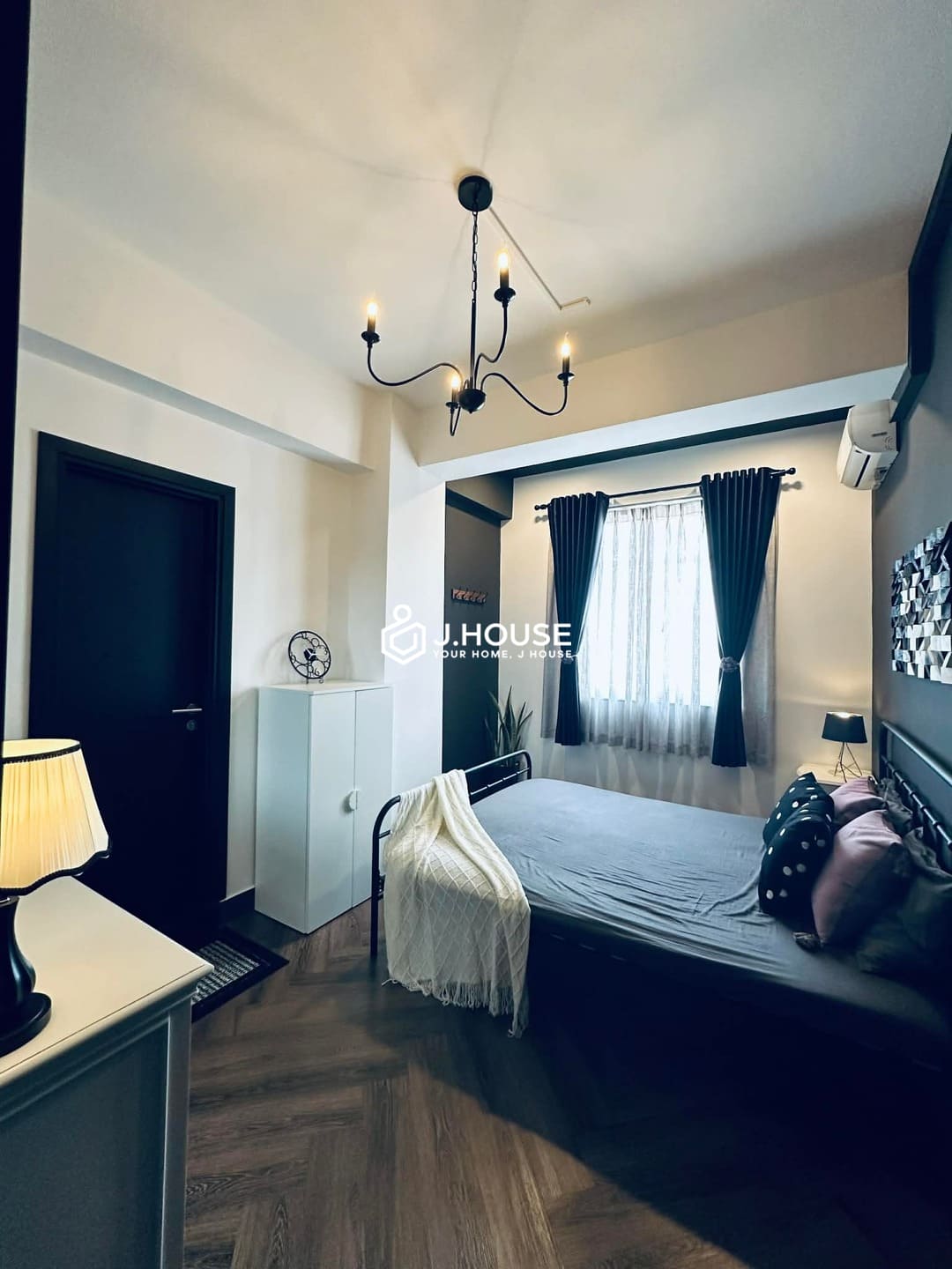 3 BR apartment for rent at Nguyen Ngoc Phuong Apartment, Binh Thanh District_1_11zon