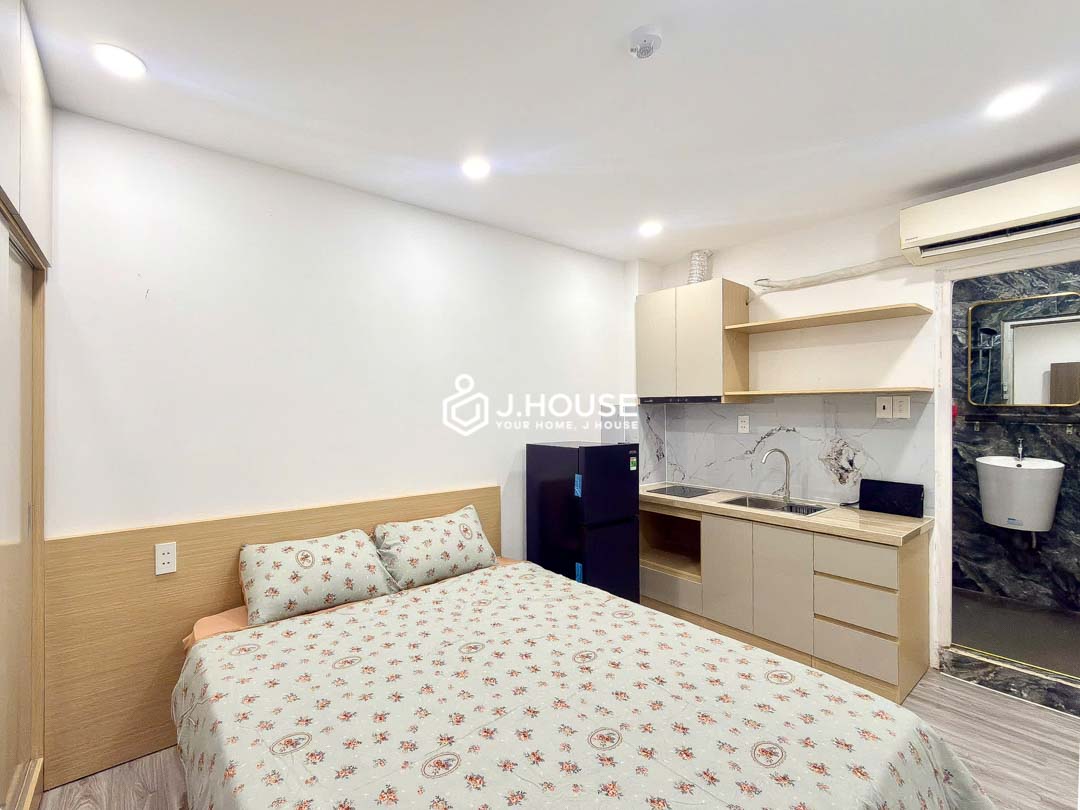 Affordable Studio Serviced Apartment in District 1 - Joo House-2