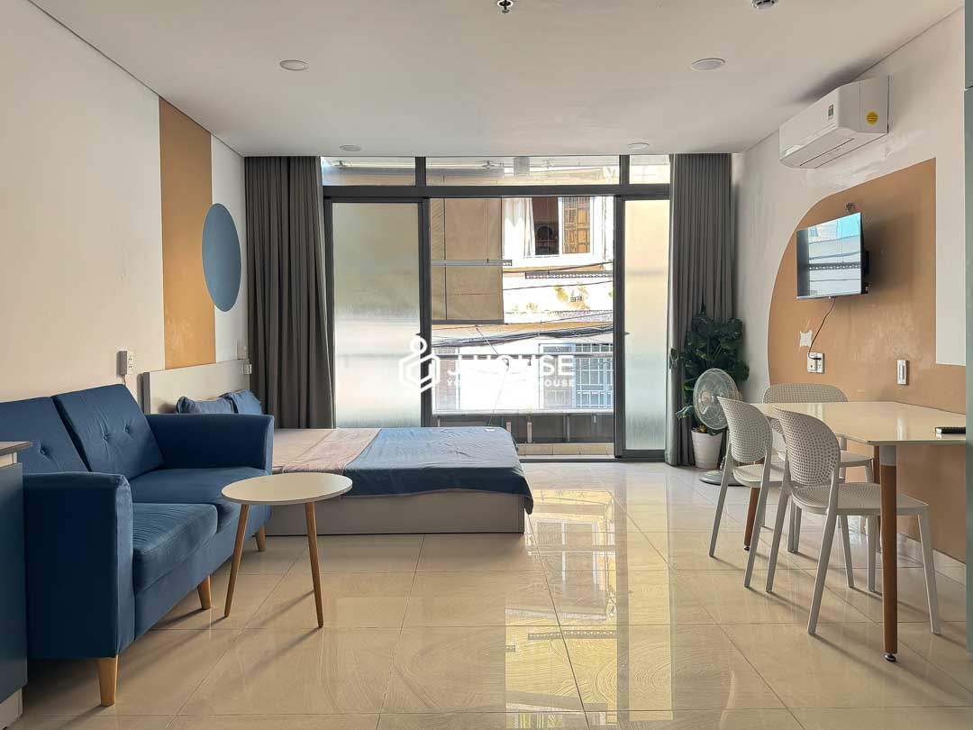 Balcony Studio for Rent in Tan Dinh District 1 - Milan Apartment-0