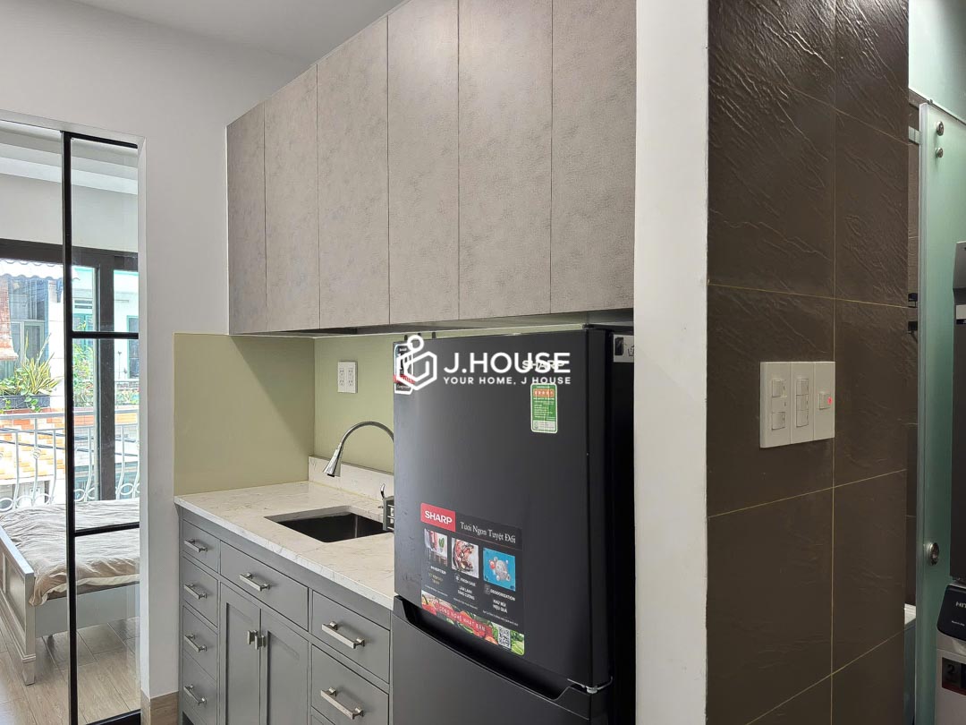 Bright Studio Apartment for Rent in District 3 - Turtle Apartment-13