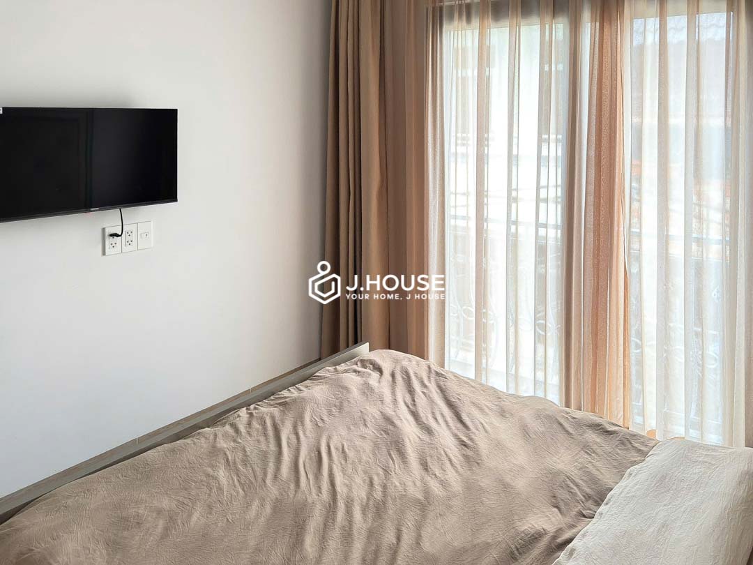 Bright Studio Apartment for Rent in District 3 - Turtle Apartment-2