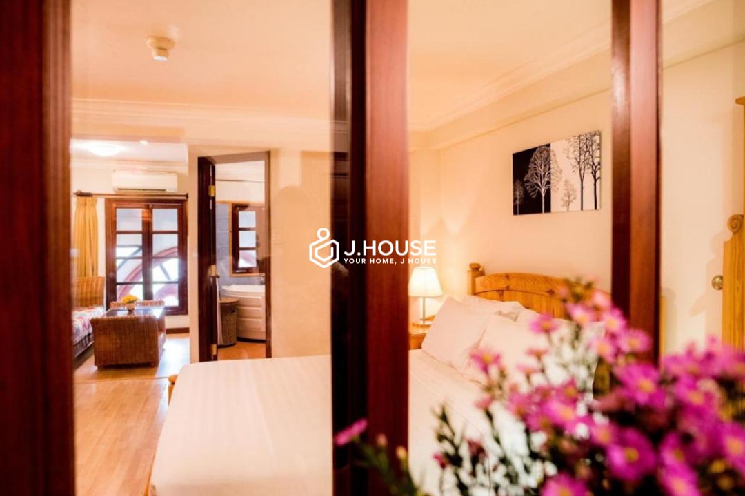 Cozy 1 Bedroom Serviced Apartment at Mayosa House District 3-1