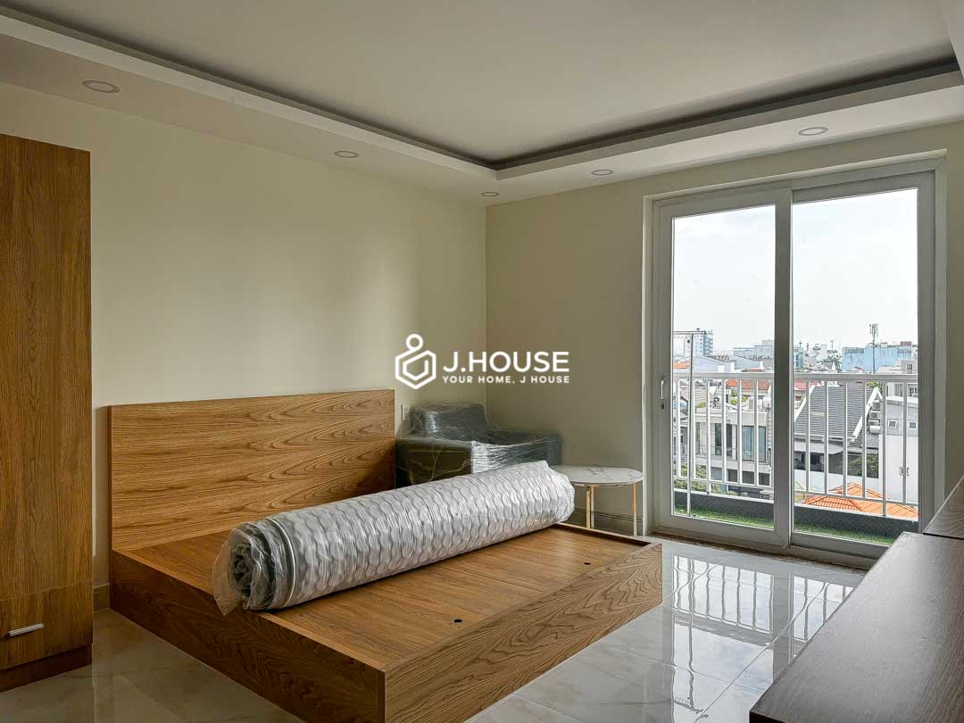 Studio in Thao Dien for Rent with Balcony & Laundry - Minh Phuong Apartment-1