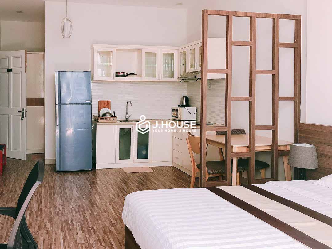 Studio with Private Garden for Rent in District 1 – Spring Garden-2