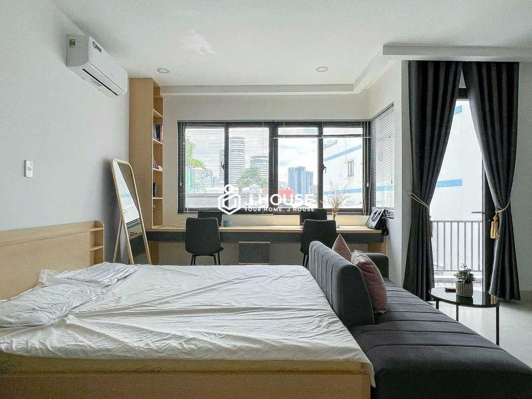 bright-studio-for-rent-binh-thanh-duyen-house-03-0