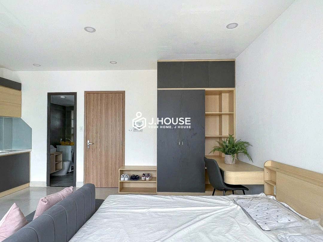 bright-studio-for-rent-binh-thanh-duyen-house-03-1