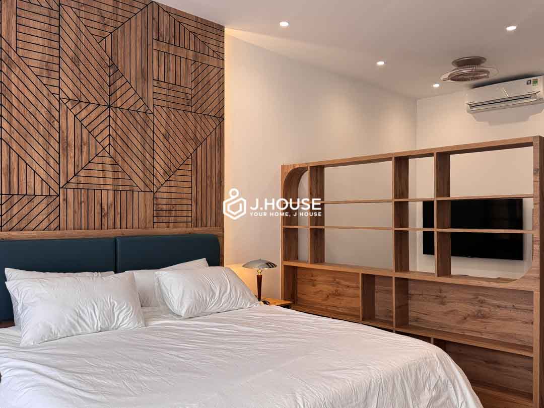 bright-studio-serviced-apartment-for-rent-district-1-maison-huong-2a-7