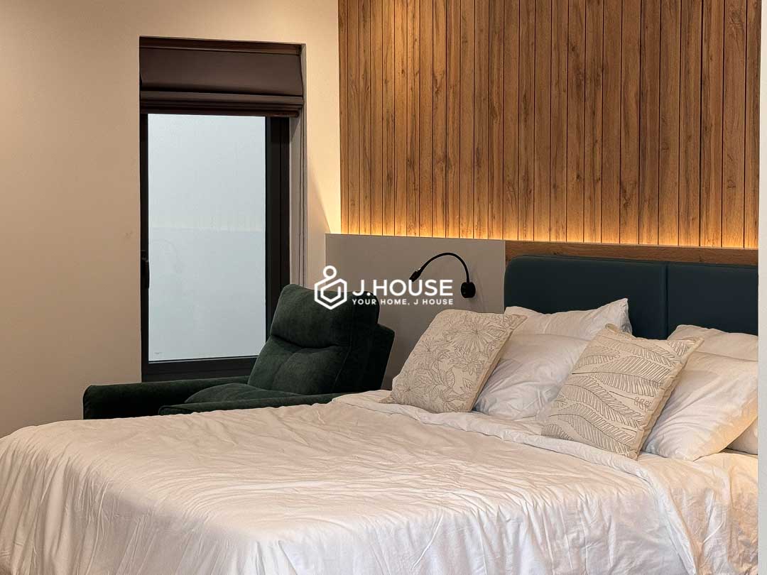 cozy-studio-apartment-for-rent-district-1-maison-huong-3b