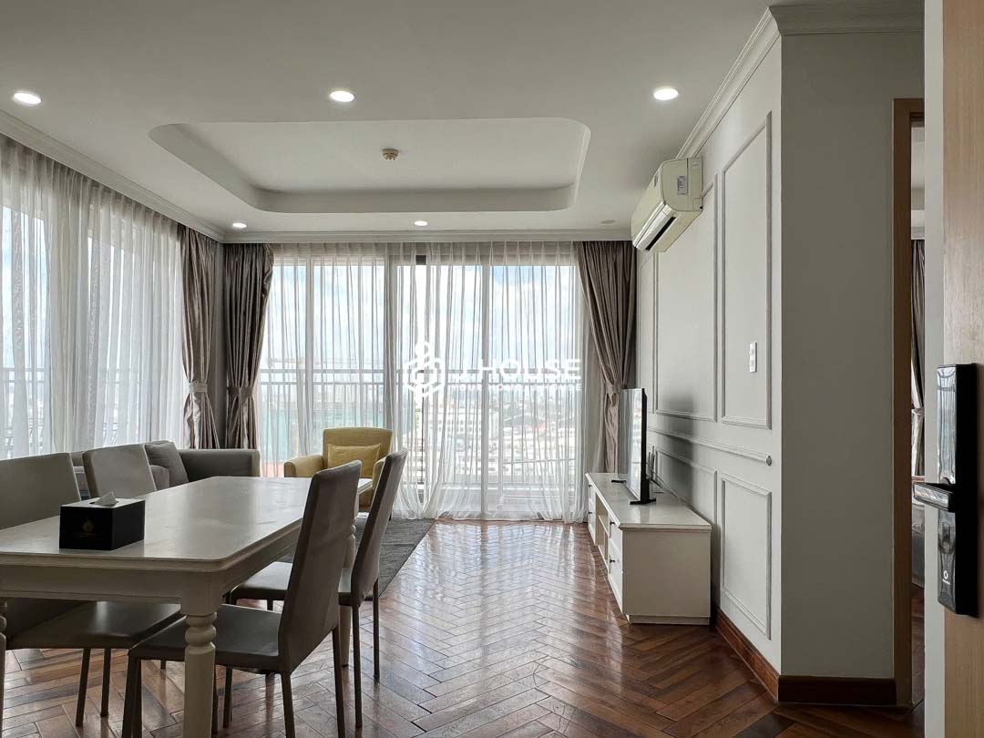 luxury-2-bedroom-for-rent-near-air-port-in-tan-binh-phuong-nam-apartment (2)