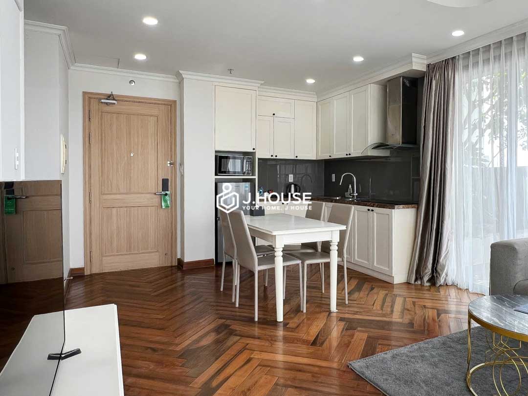 luxury-2-bedroom-for-rent-near-air-port-in-tan-binh-phuong-nam-apartment-8