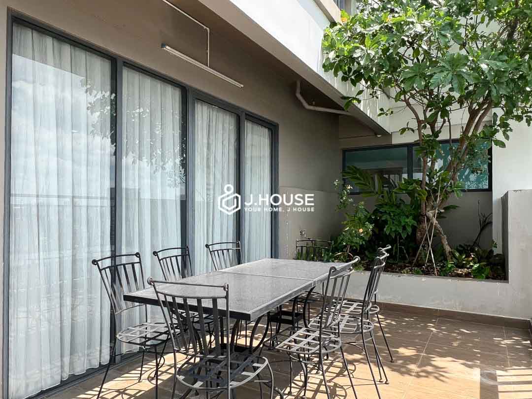 luxury-2-bedroom-for-rent-near-air-port-in-tan-binh-phuong-nam-apartment-9