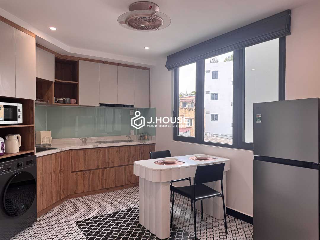 modern-studio-for-rent-district-1-maison-huong-studio-2b-4