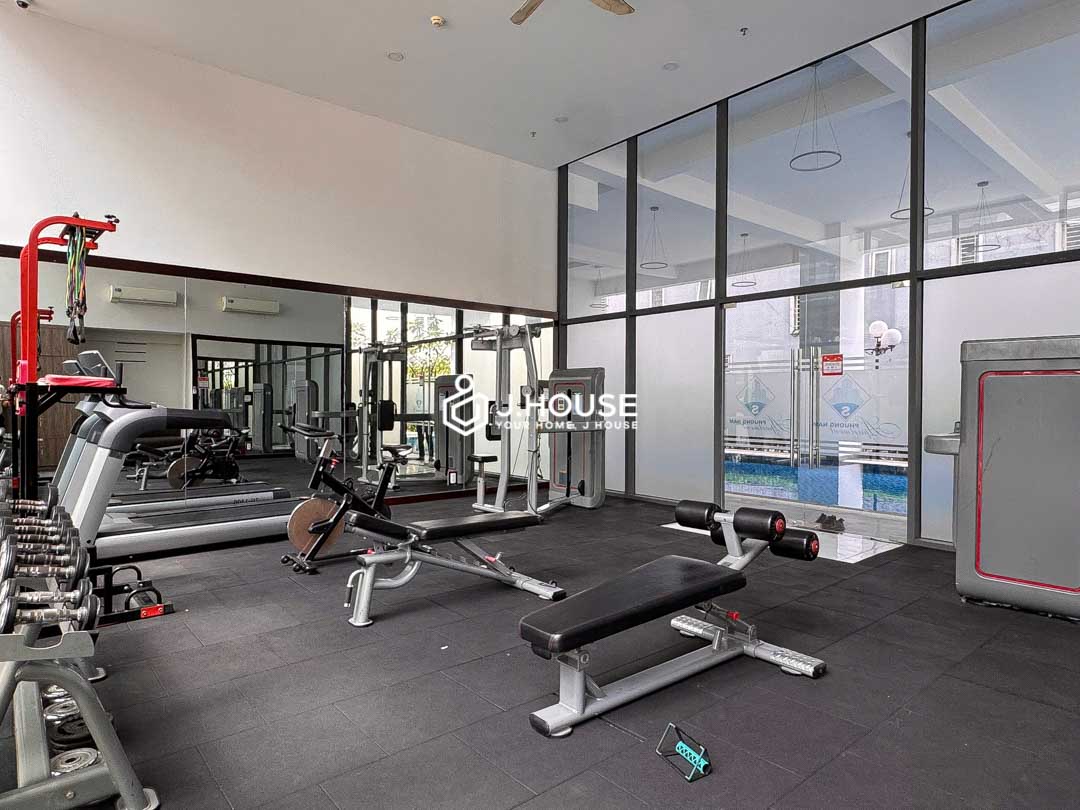 phuong-nam-service-apartment-in-tan-binh-district-jhouse-11