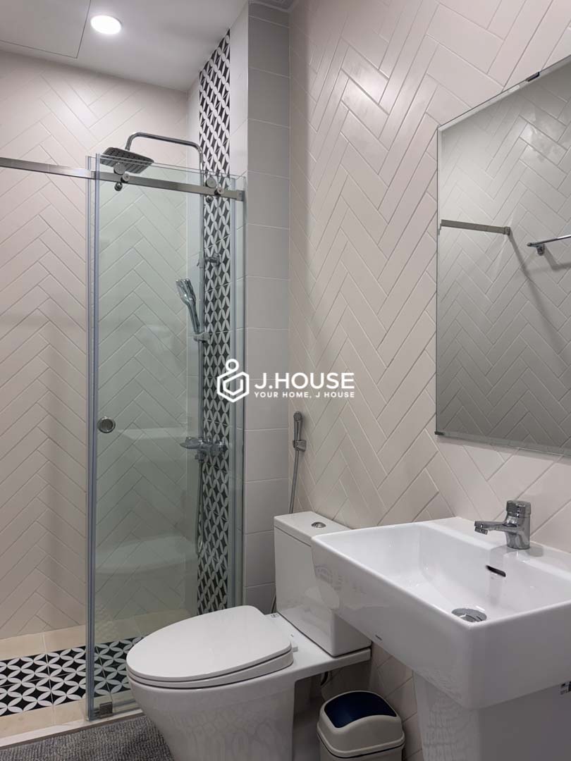 serviced-apartment-for-rent-district-1-maison-huong-studio-1a-11