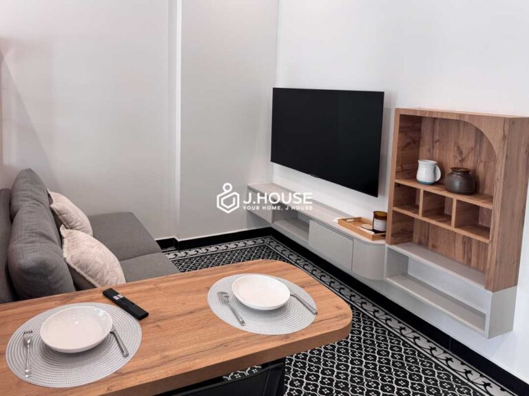 serviced-apartment-for-rent-district-1-maison-huong-studio-1a