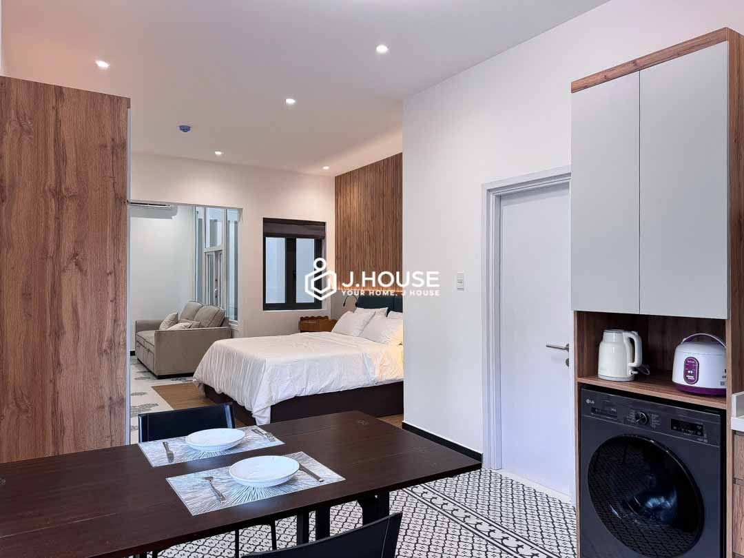 serviced-apartment-for-rent-district-1-maison-huong-studio-1b-13