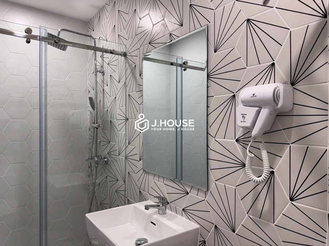 serviced-apartment-for-rent-district-1-maison-huong-studio-1b-15