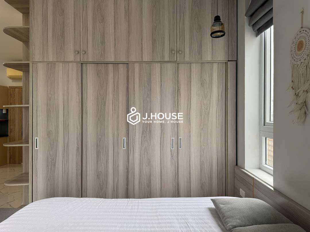 serviced-apartment-for-rent-thao-dien-studio-apartment-x02-7