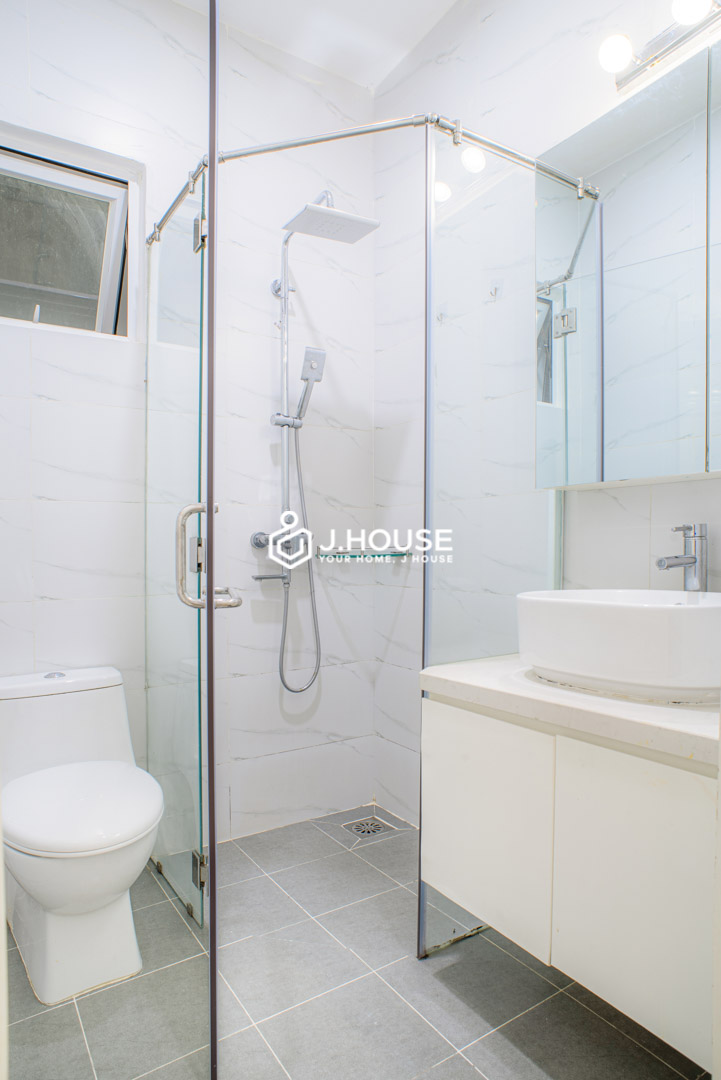 spring-garden-district-1-serviced-apartment-1br-for-rent-balcony-b2-16