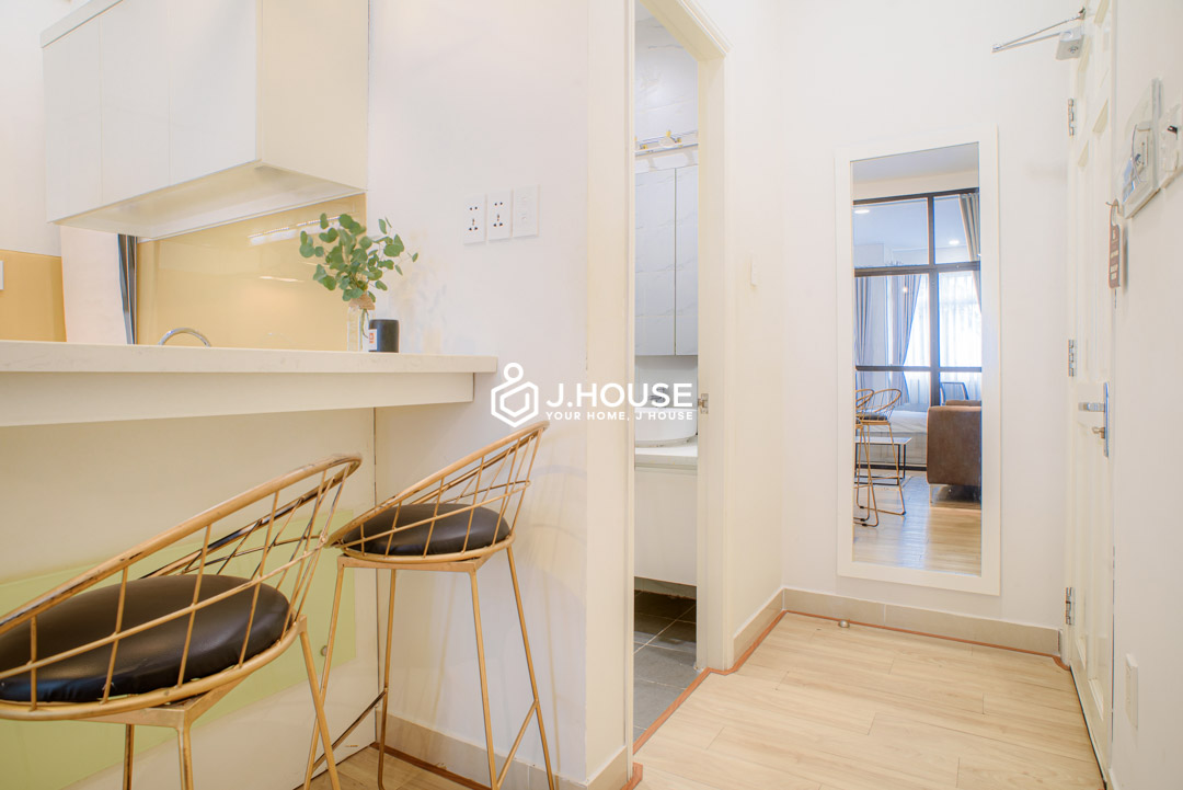 spring-garden-district-1-serviced-apartment-1br-for-rent-balcony-b2-2