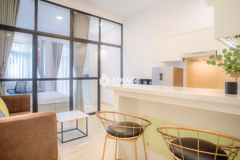 spring-garden-district-1-serviced-apartment-1br-for-rent-balcony-b2-3