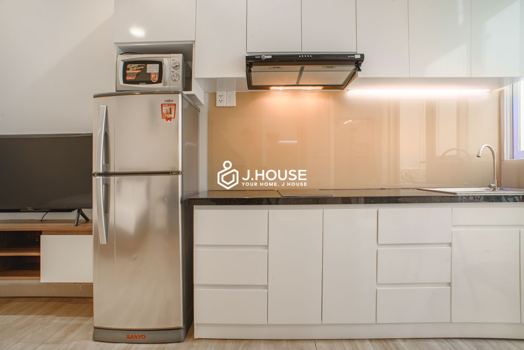 studio-apartment-for-rent-district-1-spring-garden-yard-a3-9